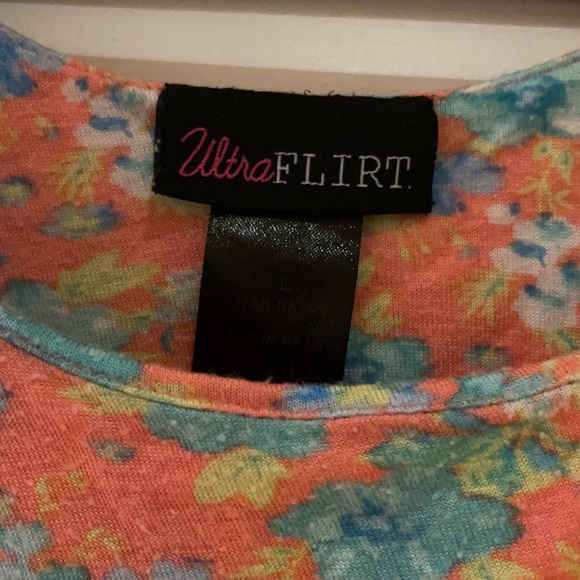 floral tank - Picture 2 of 2